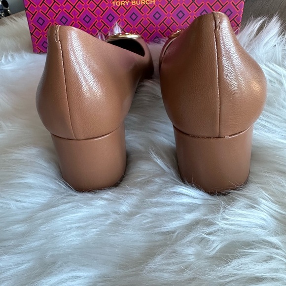 NWB Tory Burch Chelsea 50mm Pumps Napa Leather in Royal Tan - Picture 8 of 13